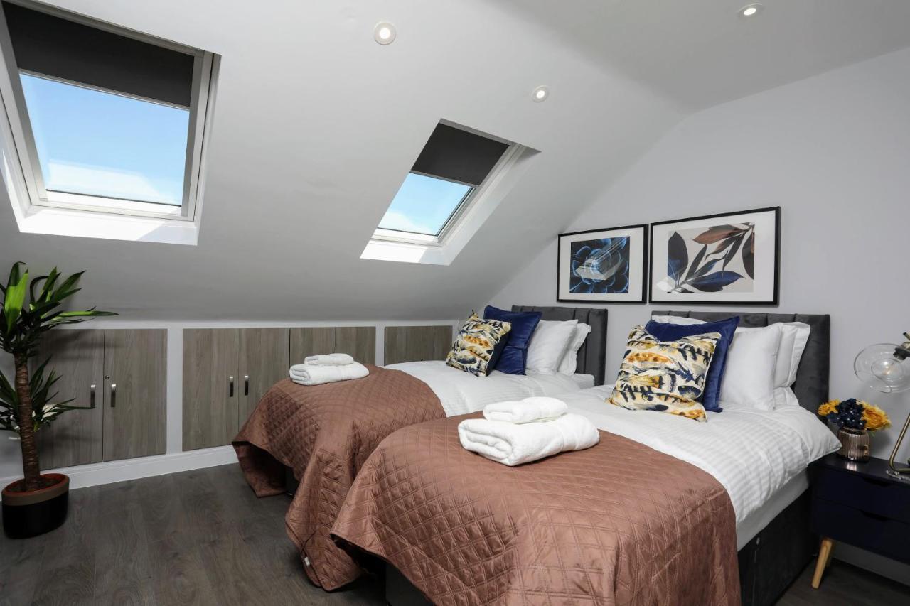 Aisiki Apartments At Stanhope Road, North Finchley, Airconditioned Multiple 2 Or 3-Bedroom, Pet-Friendly Duplex Flats, King Or Twin Beds, Airconditioned & Free Wi-Fi Buitenkant foto