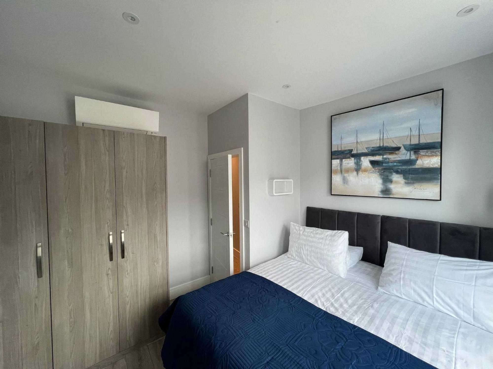 Aisiki Apartments At Stanhope Road, North Finchley, Airconditioned Multiple 2 Or 3-Bedroom, Pet-Friendly Duplex Flats, King Or Twin Beds, Airconditioned & Free Wi-Fi Buitenkant foto